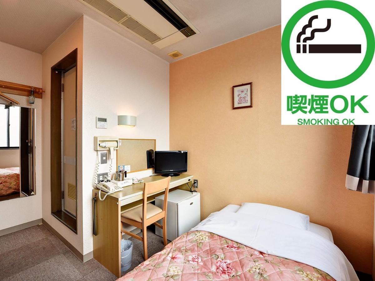 טקיאמה Hotel Hana מראה חיצוני תמונה