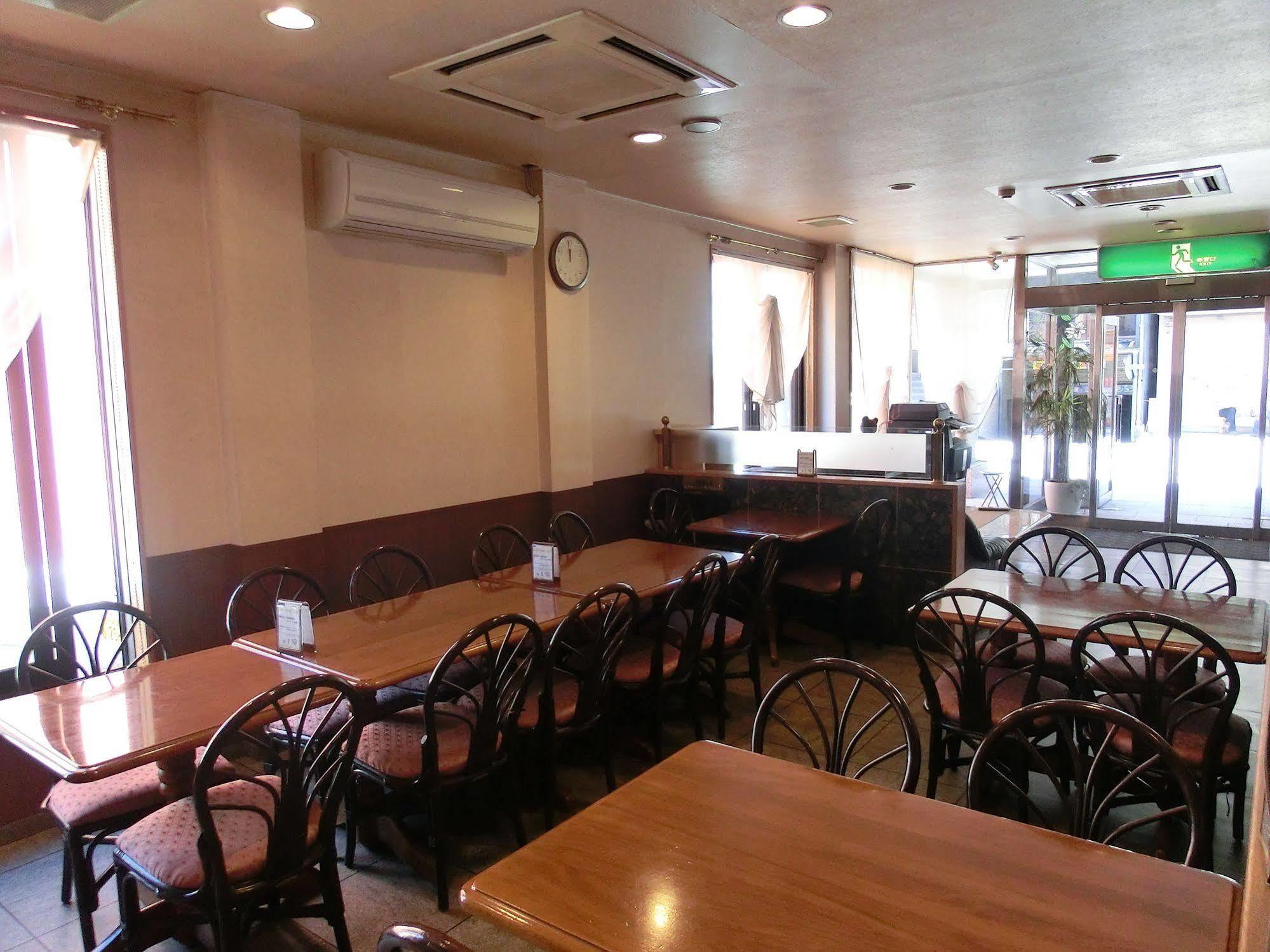 טקיאמה Hotel Hana מראה חיצוני תמונה