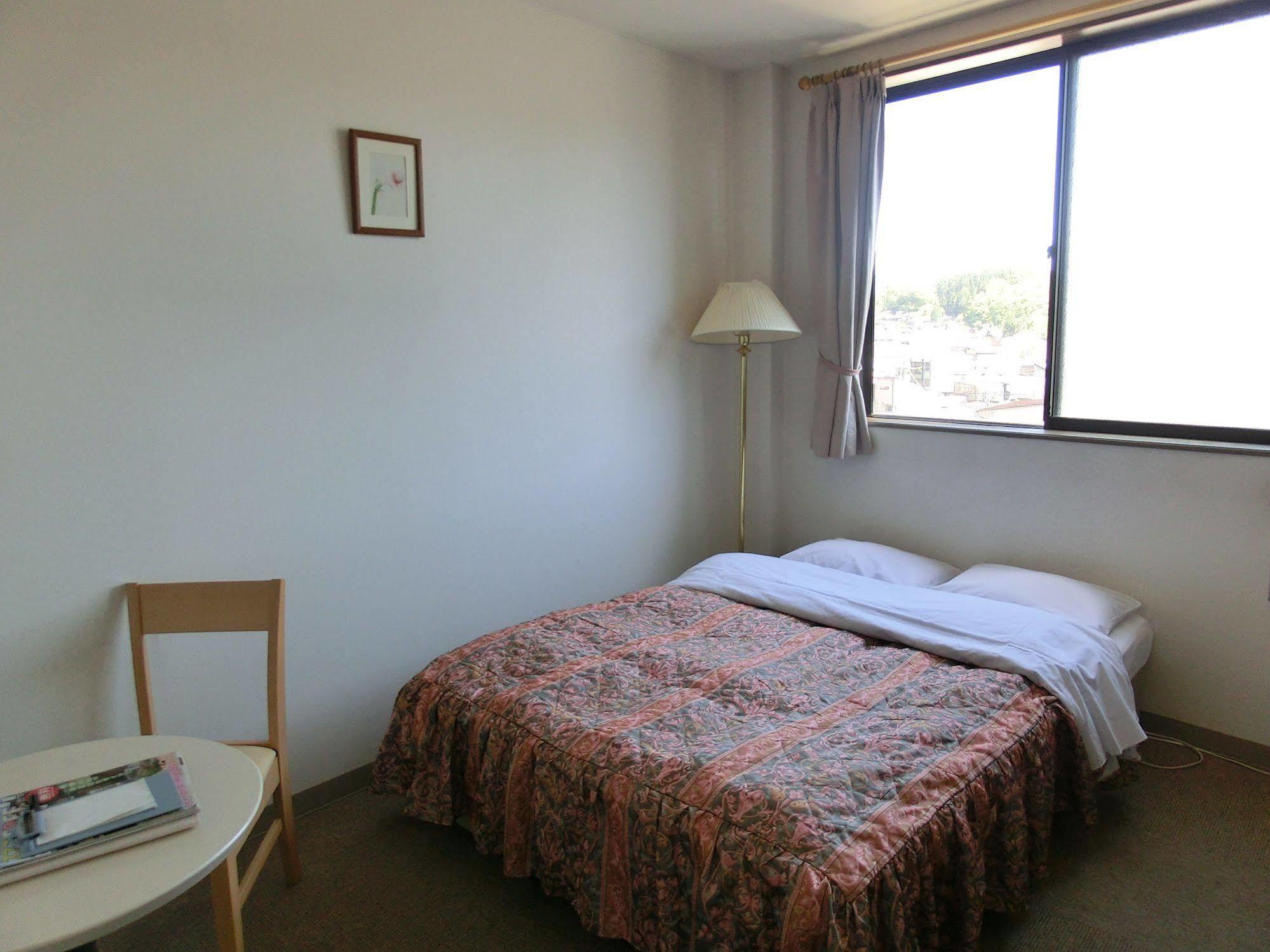 טקיאמה Hotel Hana מראה חיצוני תמונה
