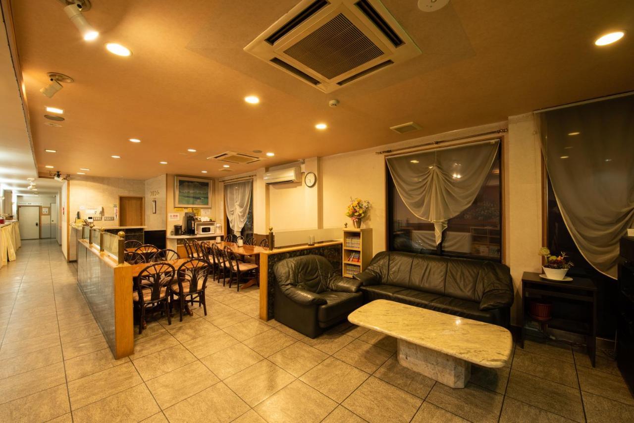 טקיאמה Hotel Hana מראה חיצוני תמונה